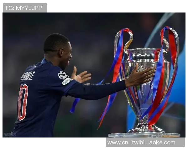 恩里克:对登贝莱有必要坚持慎重,马尔基尼奥斯的伤势并不严峻 恩里克:对登贝莱有必要坚持慎重,马尔基尼奥斯的伤势并不严峻